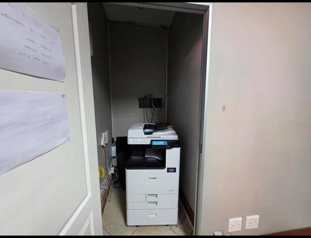 BUSINESS FOR SALE IN DIE HOEWES